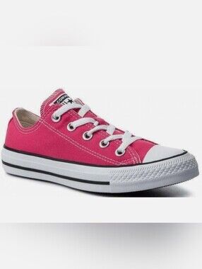 Converse Chuck Taylor All Star Low Strawberry Jam Size 8 Women's
